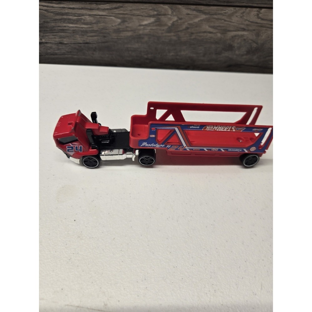 2014 HotWheelsβ Highway Blast Semi Tractor Trailer Hot Wheels Mattel Incomplete